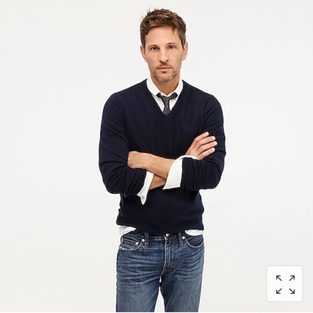 Never worn J.Crew Men’s Navy Cashmere V-neck